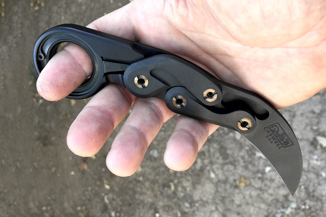 outdoors，black，Caswell，knife，