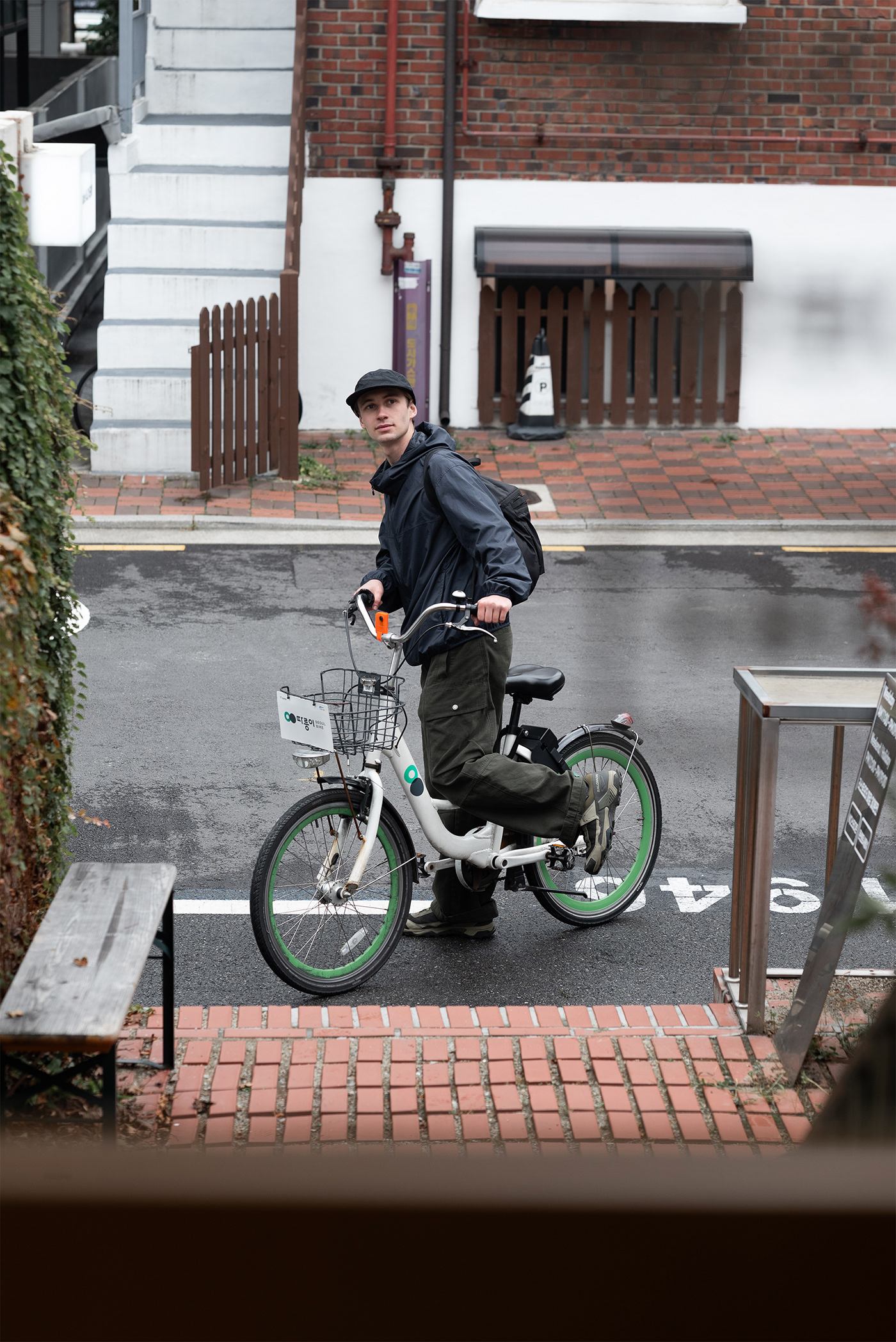 Comes，Digital，Electronic equipment，intelligence，