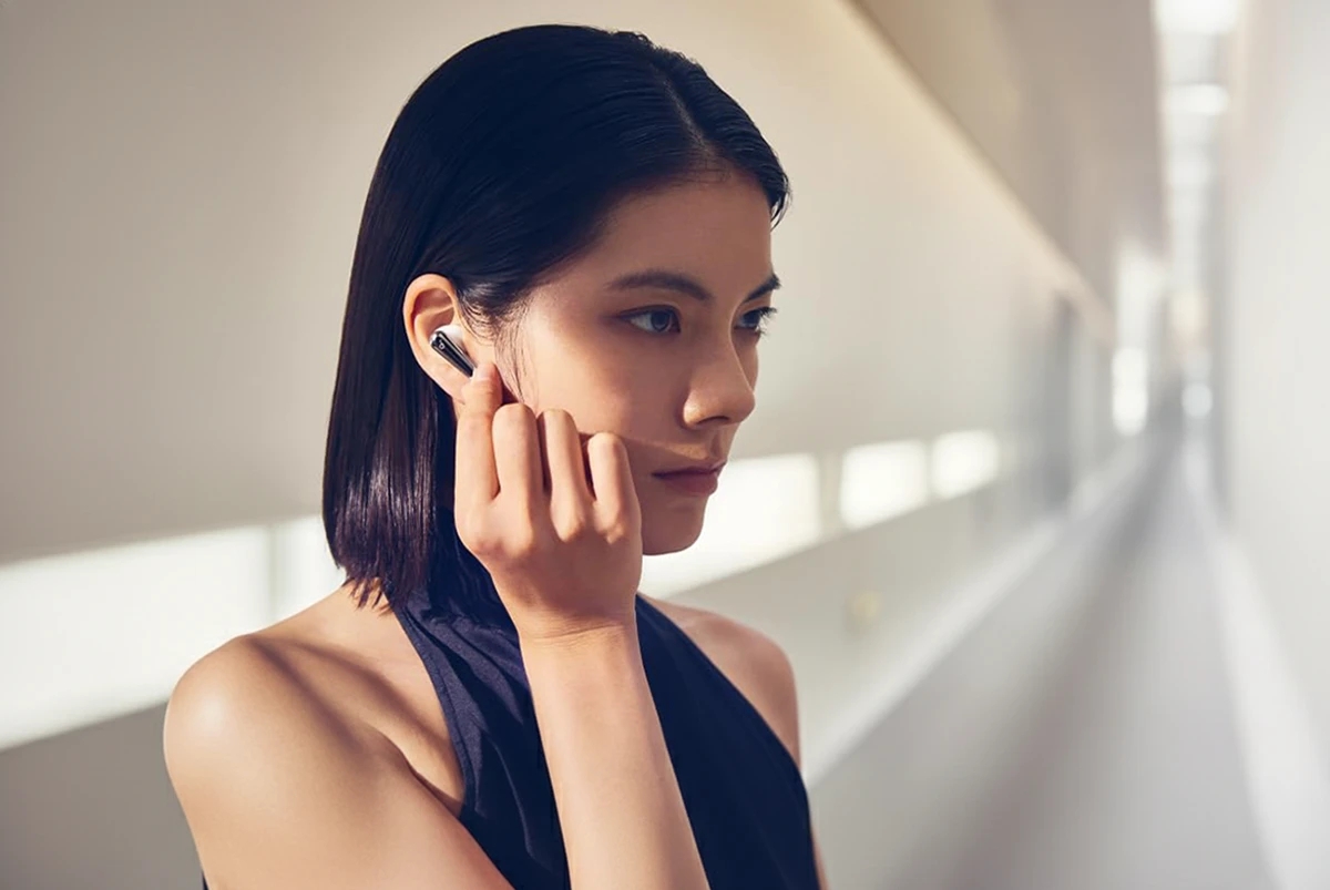 Liberty 4 Pro，Bluetooth headset，PCR recycled plastic，Carbon reduction and noise reduction，Environmental protection packaging，