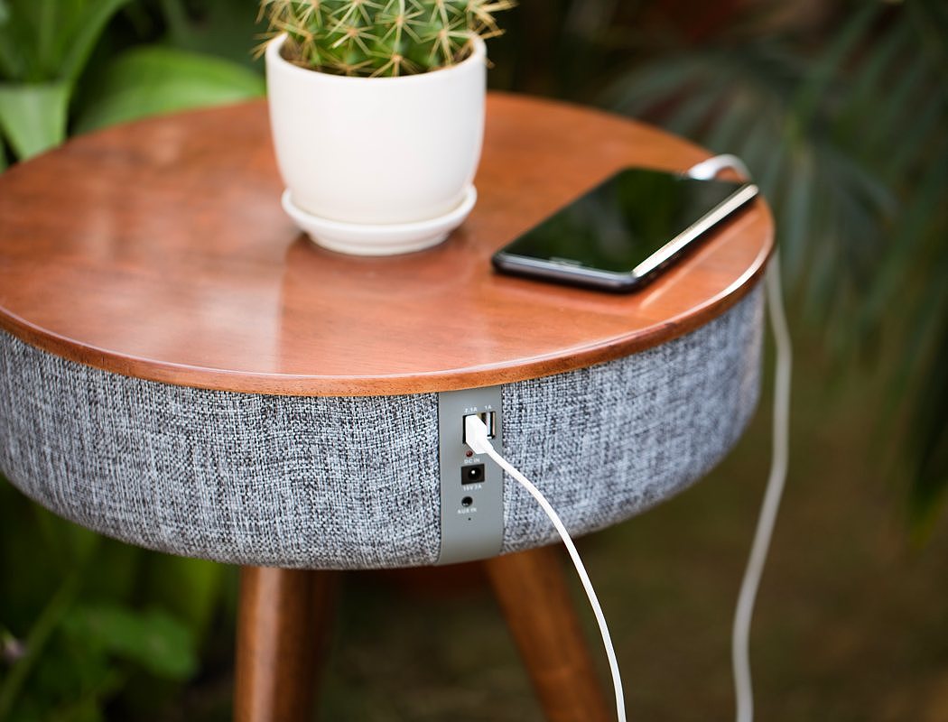 Small side table，Bluetooth Speaker ，Mellow，