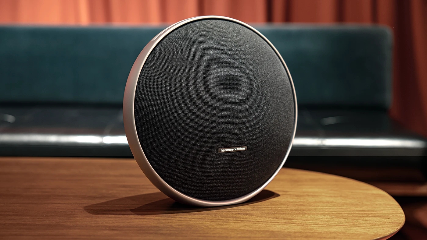 Onyx Studio 9，Round aluminum frame，Acoustic fabric，Minimalist UI，Bluetooth Speaker ，