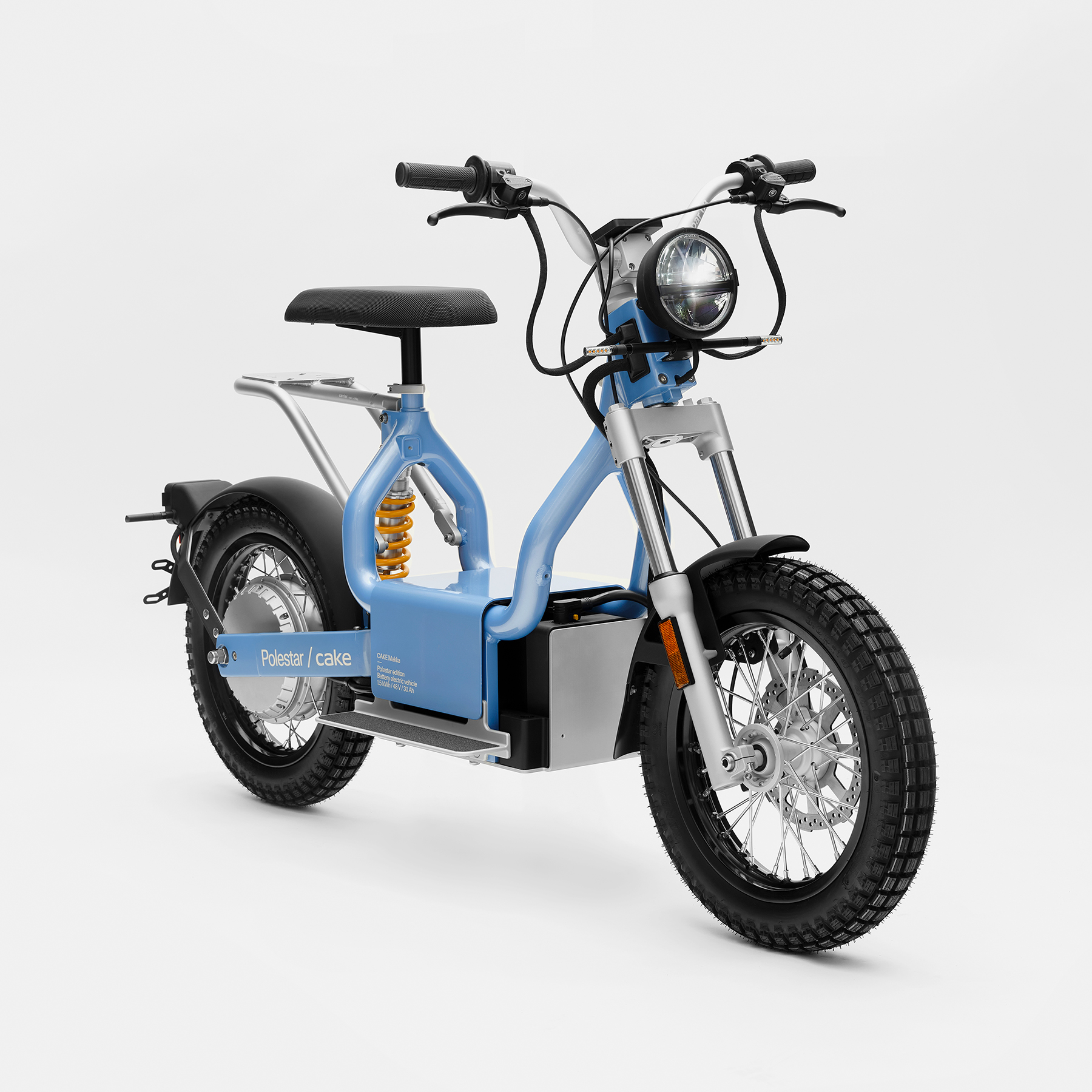 Helmet，trunk，Hook lock，knife，