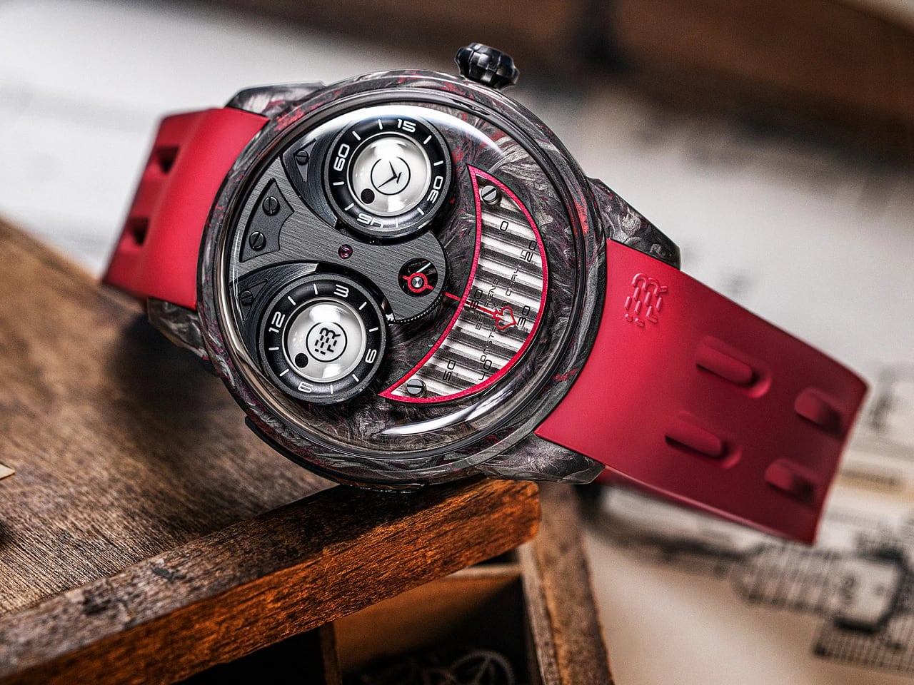 Wristwatch，Wrist watch，Fashion products，Kremlin Watch，