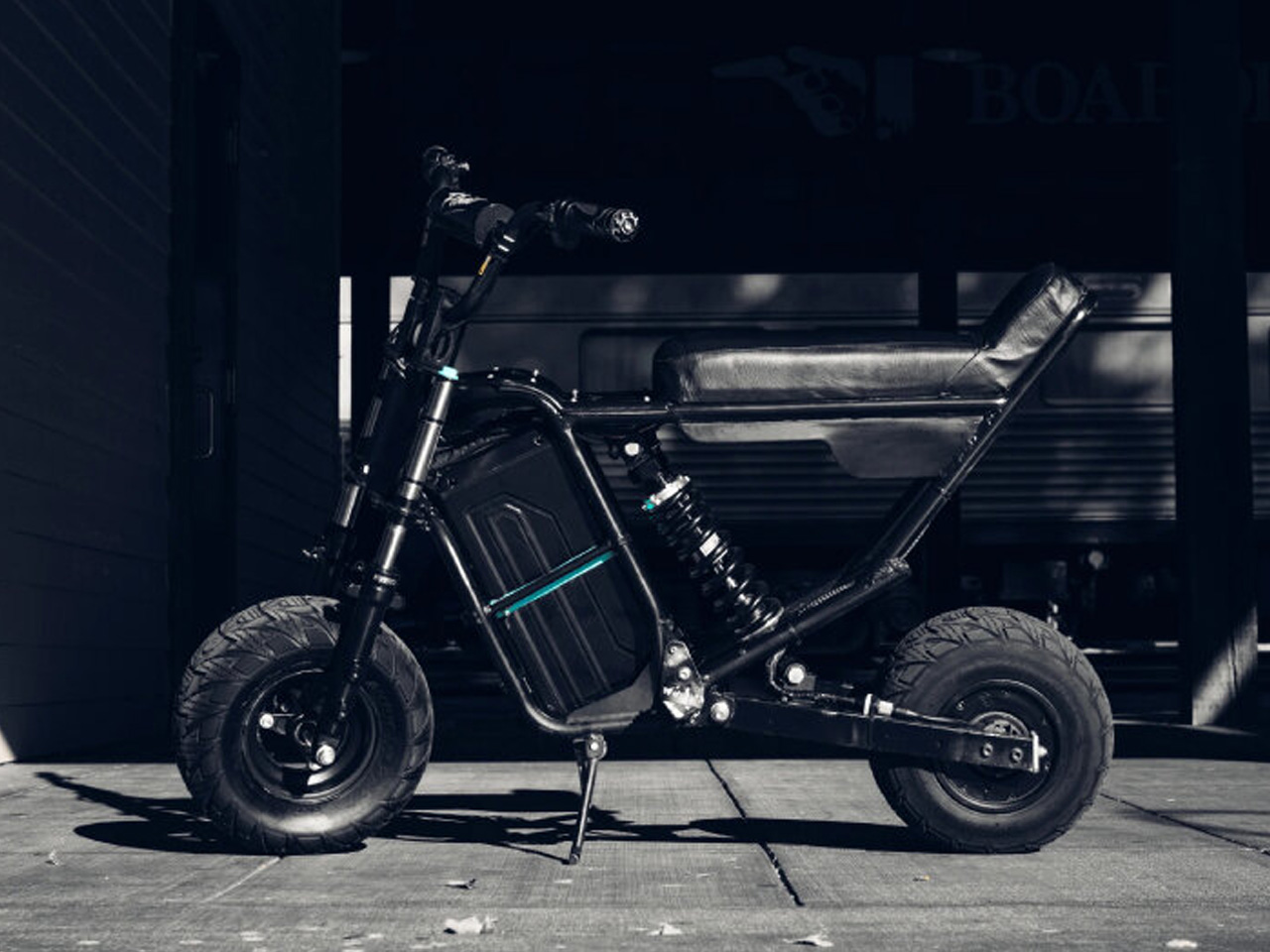 vehicle，Electric motorcycle，Wheelie Fun Bike V1，industrial design，