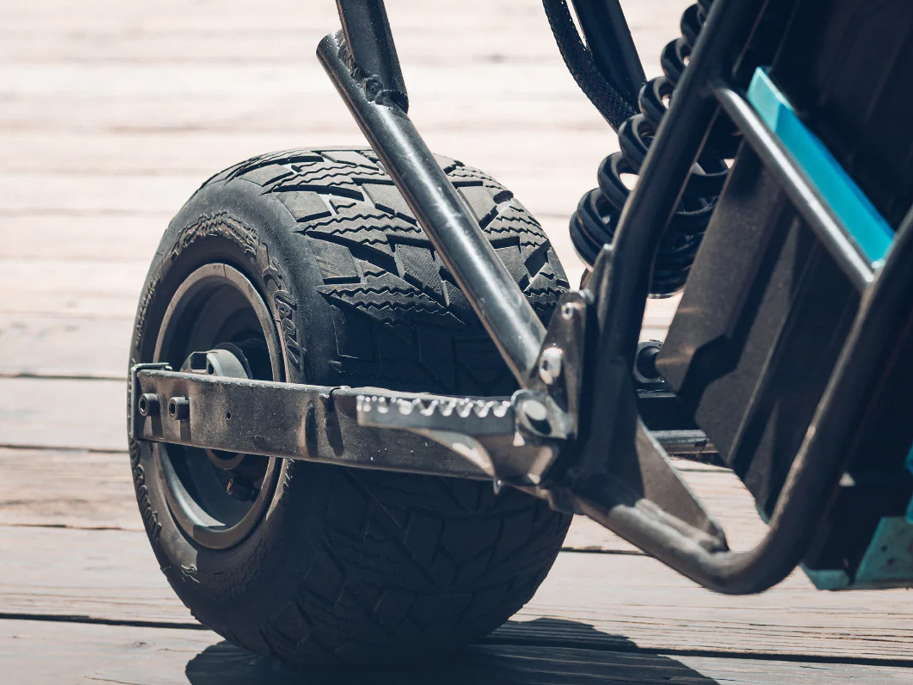 vehicle，Electric motorcycle，Wheelie Fun Bike V1，industrial design，