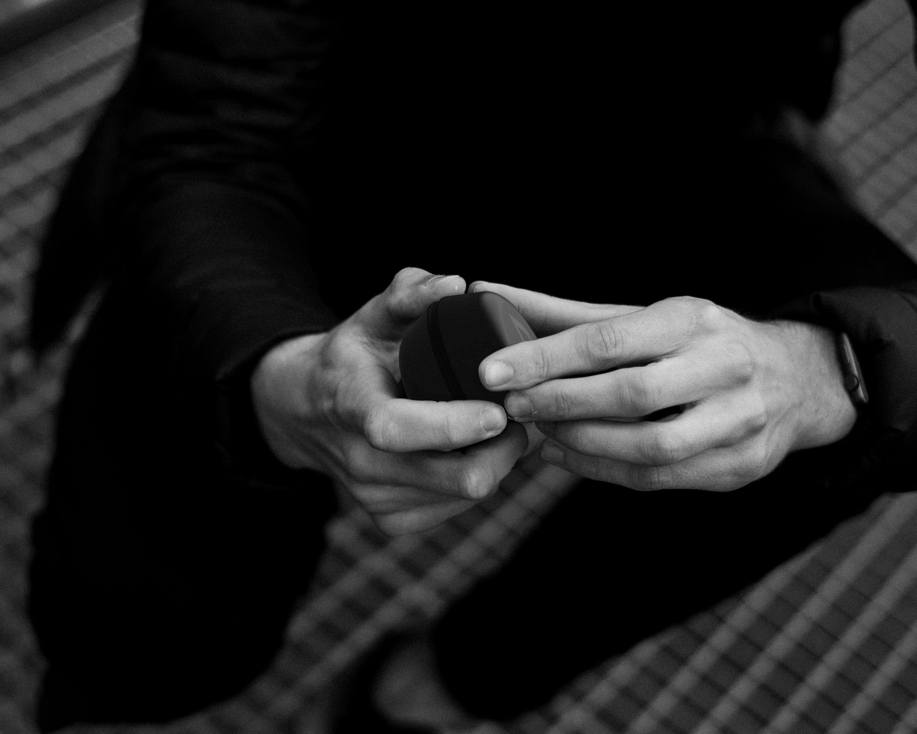 industrial design，product design，Earphone design，Ergonomic design，Minimalist design ，Italian original design，Technology Sense Headset，