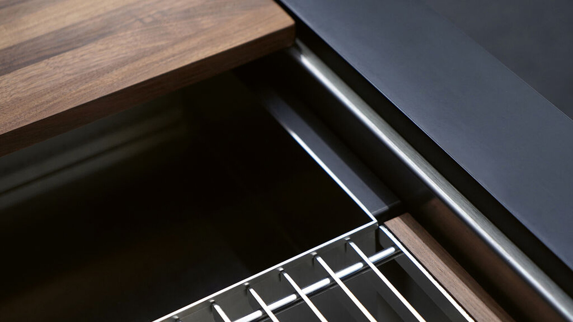 2025 Red Dot Product Design Award，Kitchen Design & Kitchen Appliances & Tableware，water tank，