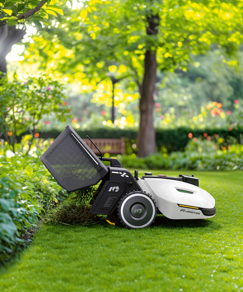 2025 Red Dot Product Design Award，Industrial Design and Robotics，Robot lawn mower，