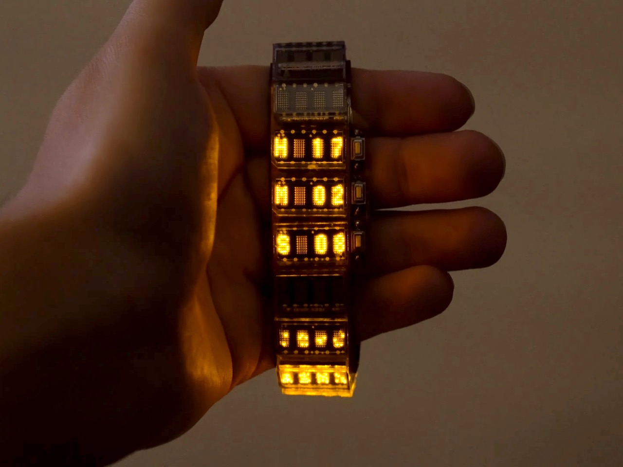 Cyberpunk Watch，wraparound display，Concept Watch，Science fiction Aesthetics，Surround screen，