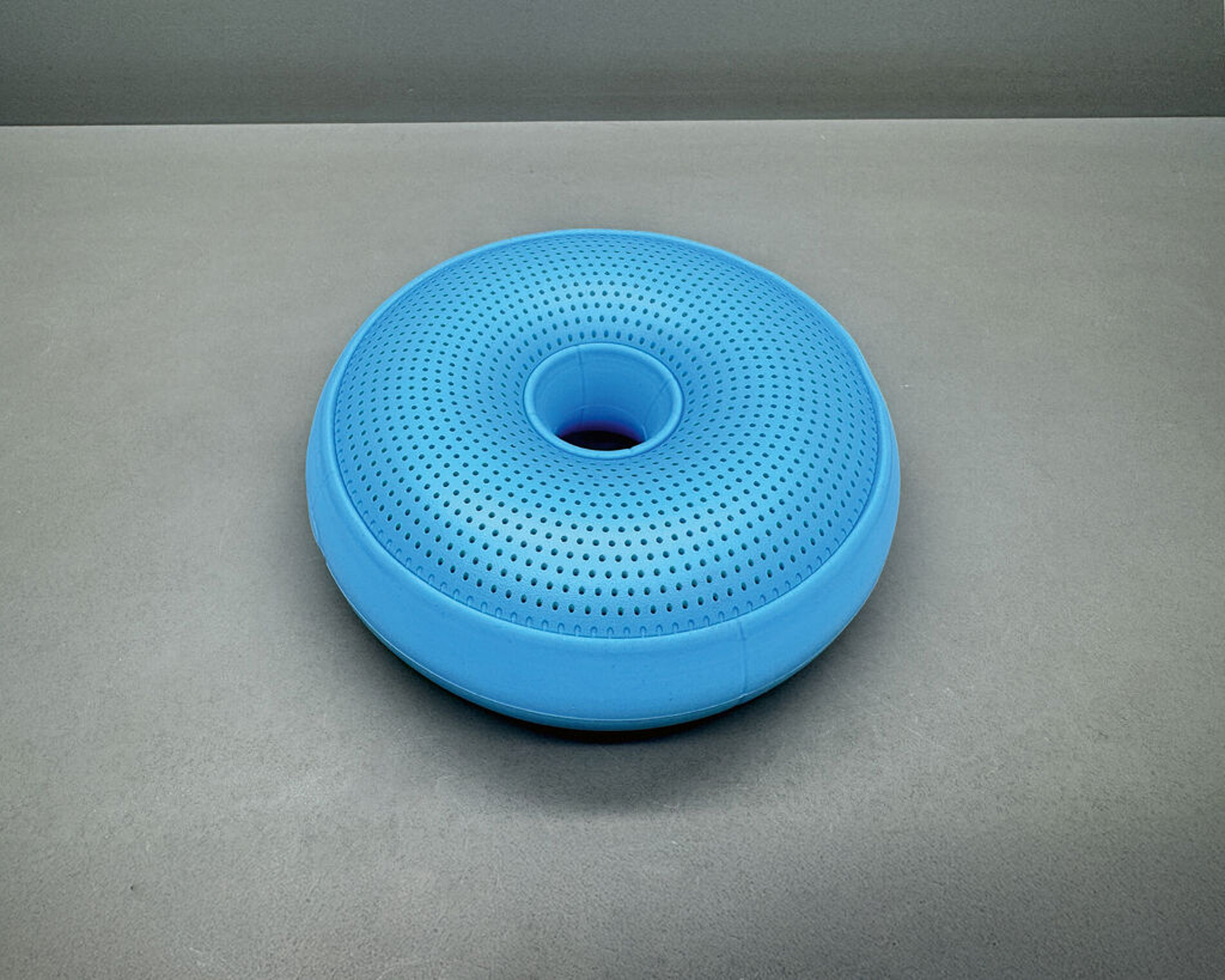 2025 Red Dot Product Design Award，Audio & Headphones & Speakers，Bluetooth Speaker ，