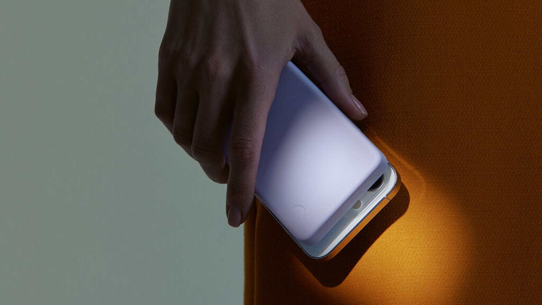 2025 Red Dot Product Design Award，Computer and Communication Technology，power bank，