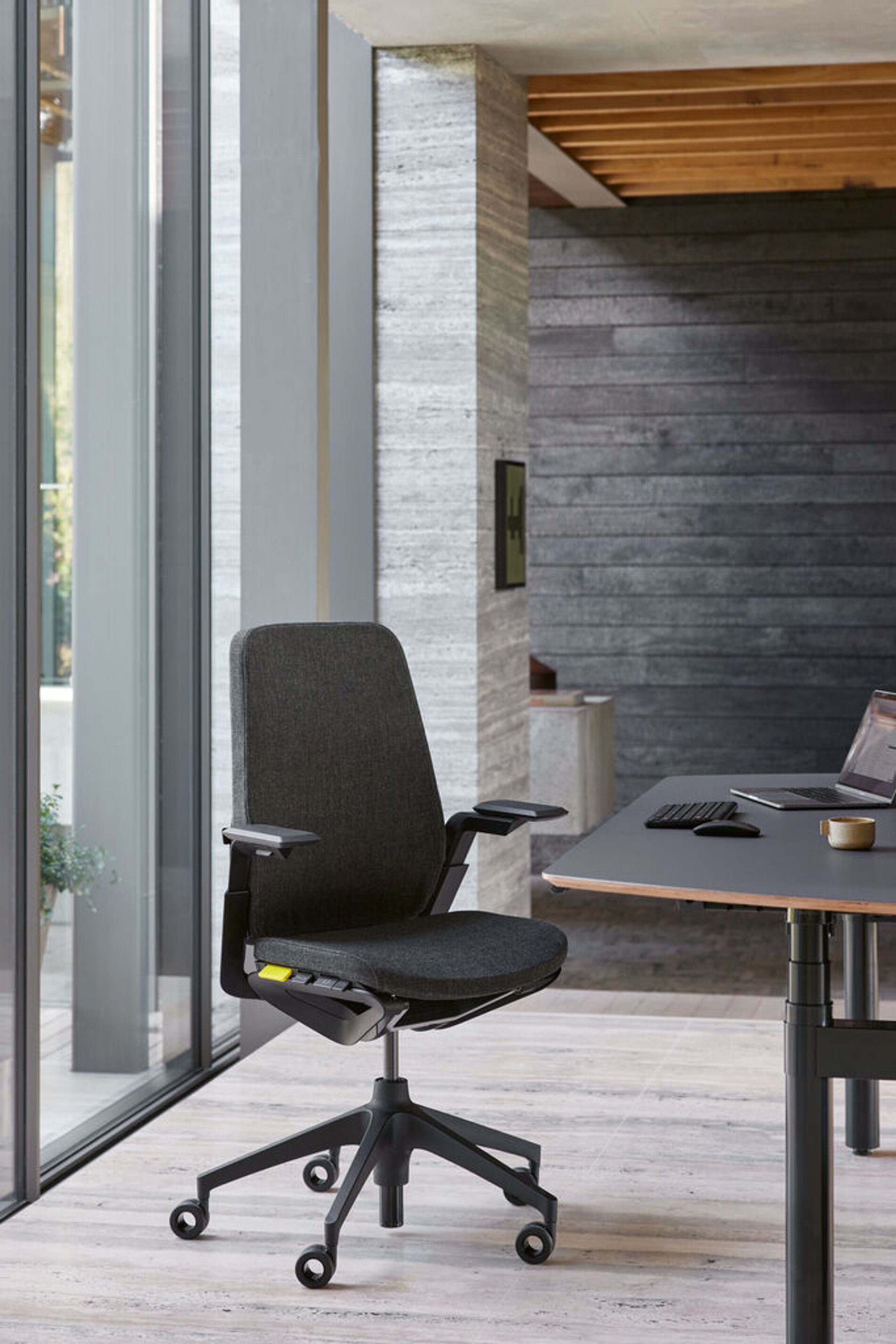 2025 Red Dot Product Design Award，furniture design ，Task Chair，