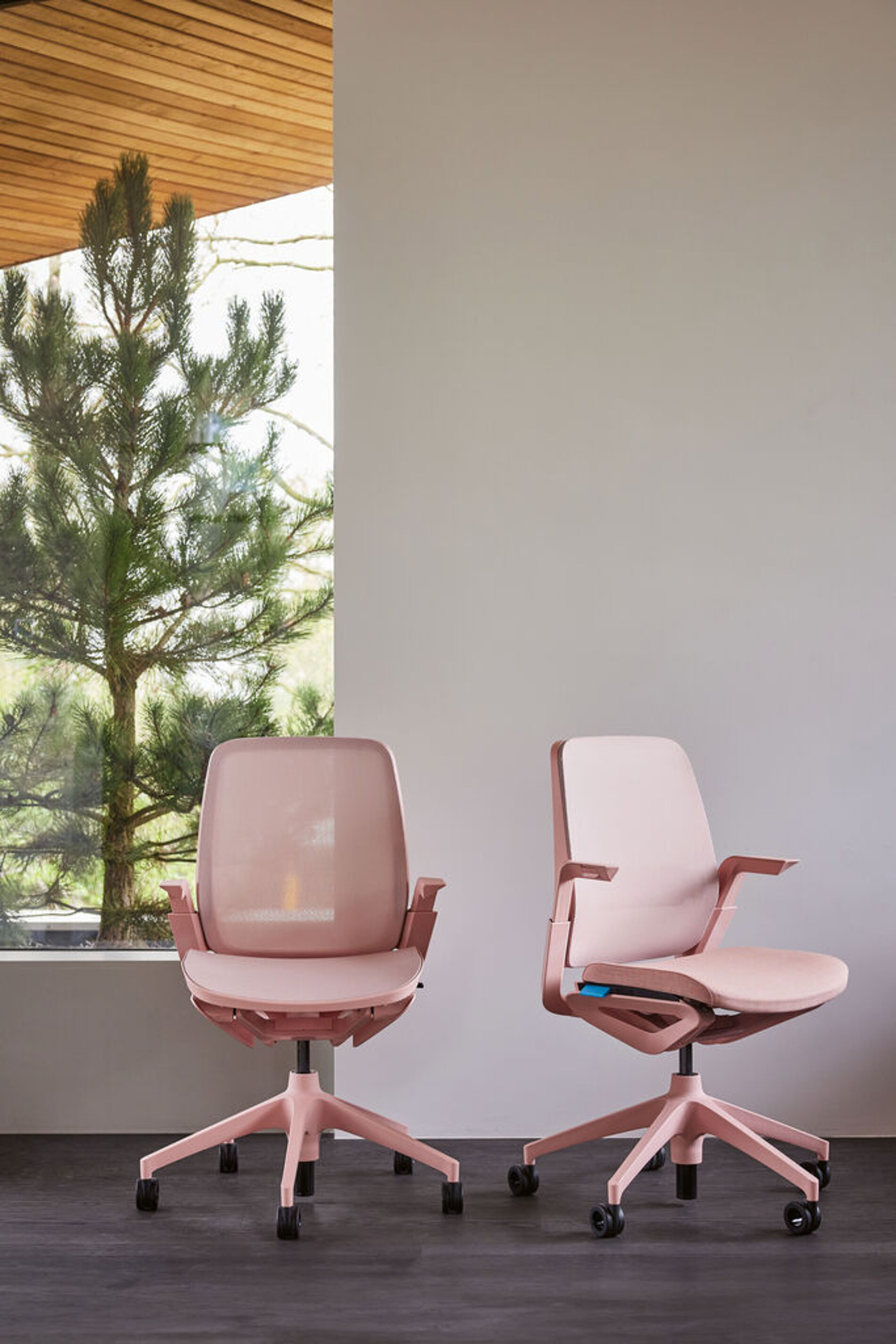 2025 Red Dot Product Design Award，furniture design ，Task Chair，