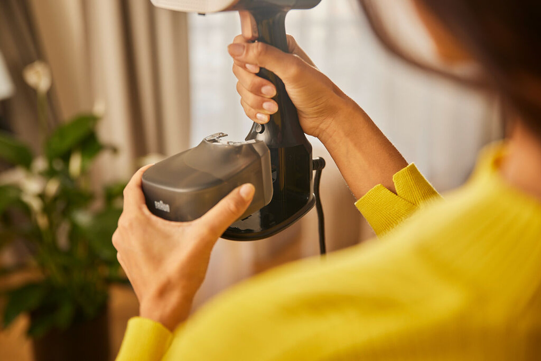 2025 Red Dot Product Design Award，Household Electric Appliances，Ironing system，