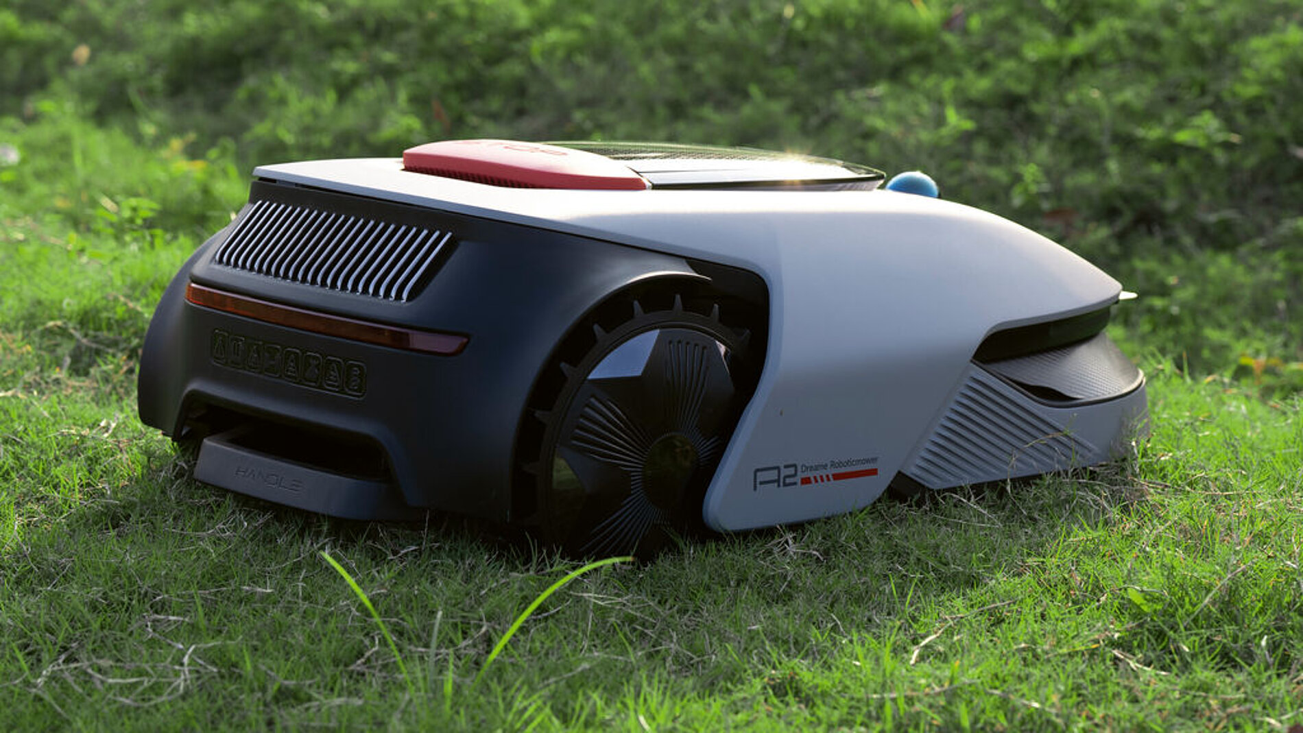 2025 Red Dot Product Design Award，Industrial Design and Robotics，Robot lawn mower，