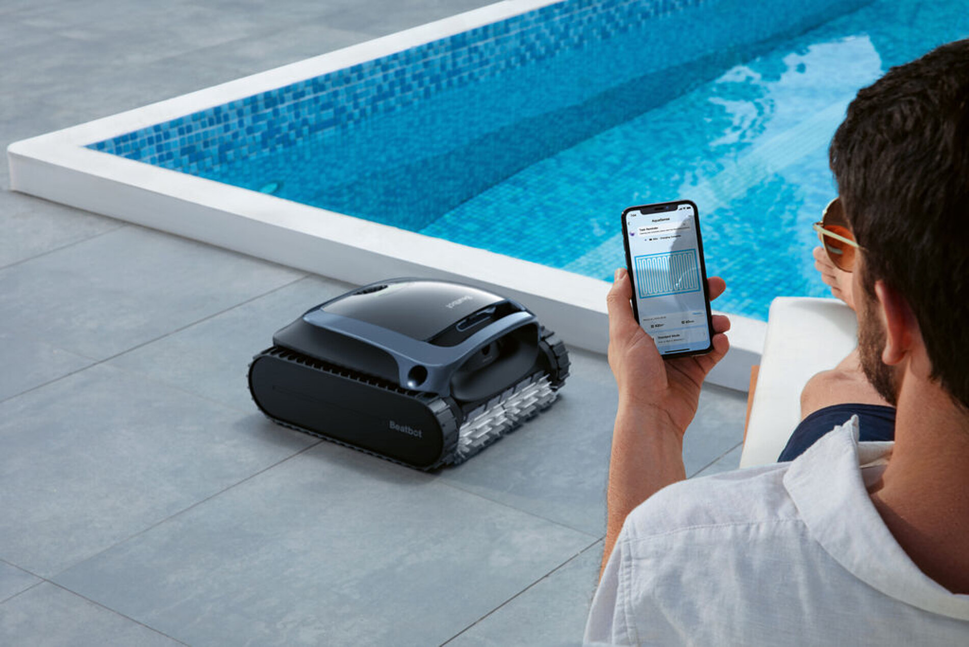 2025 Red Dot Product Design Award，Industrial Design and Robotics，Cleaning robot，