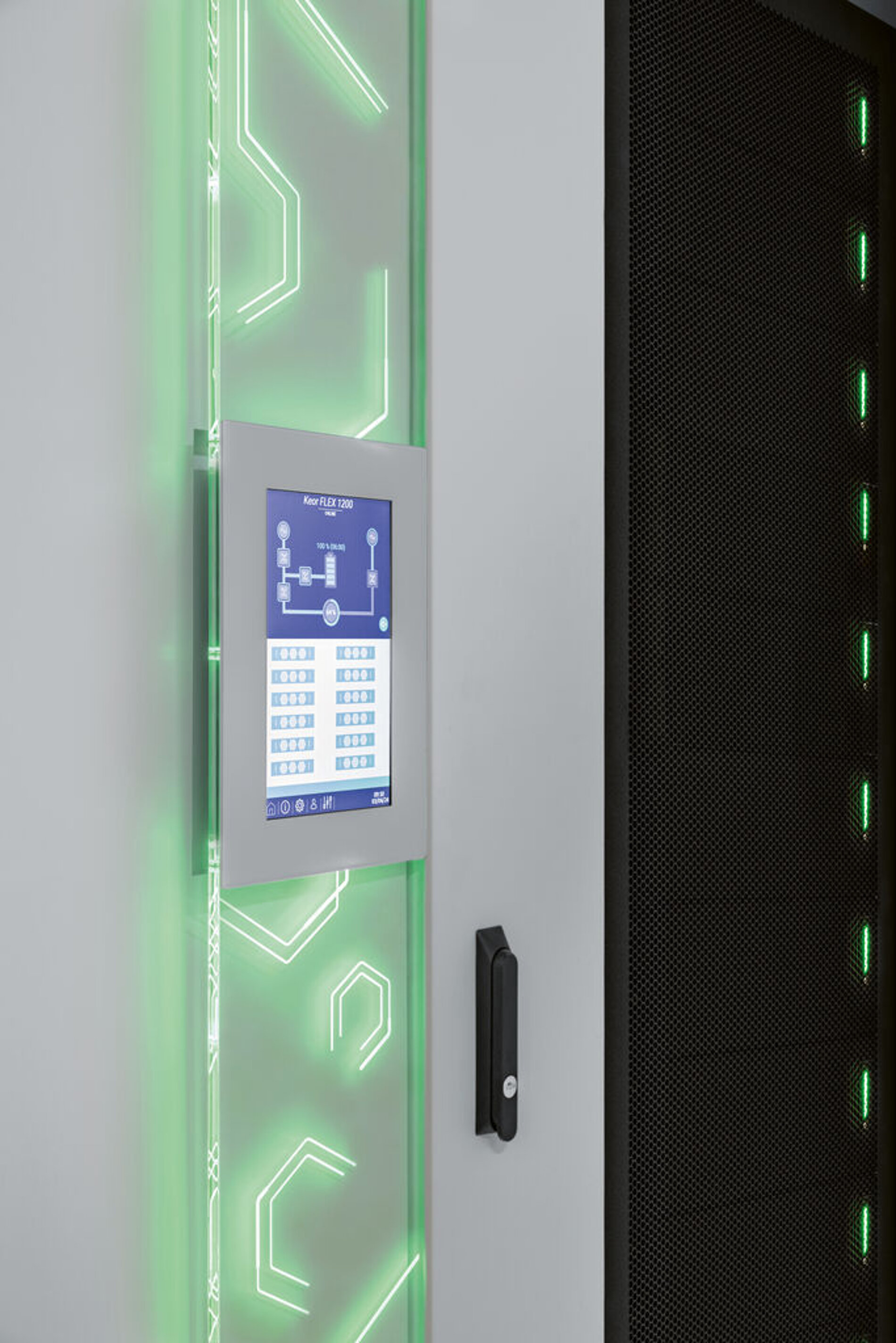 2025 Red Dot Product Design Award，Industrial Design and Robotics，Uninterruptible Power Supply (UPS)，