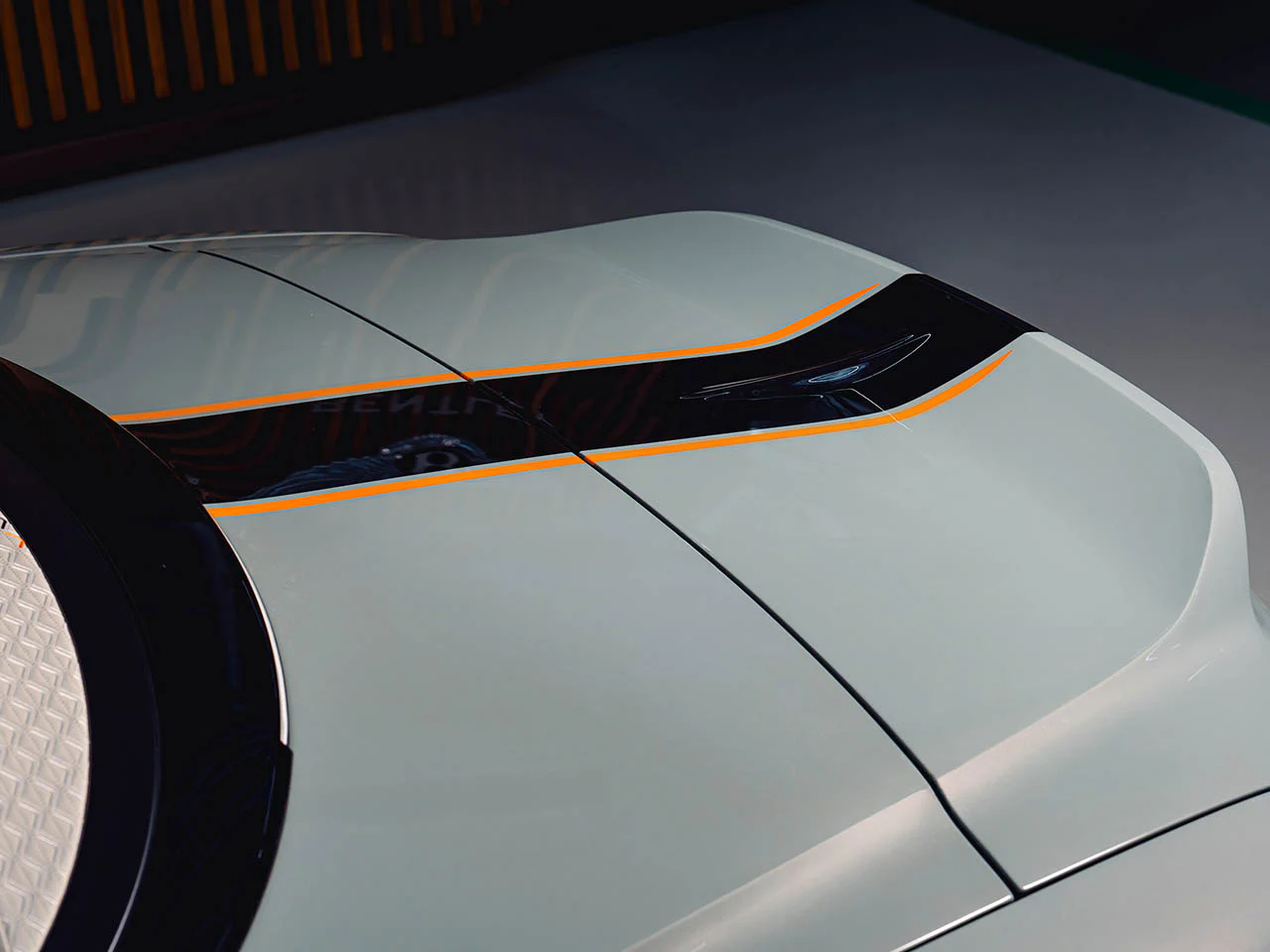 vehicle，automobile，Bentley，Sports car，