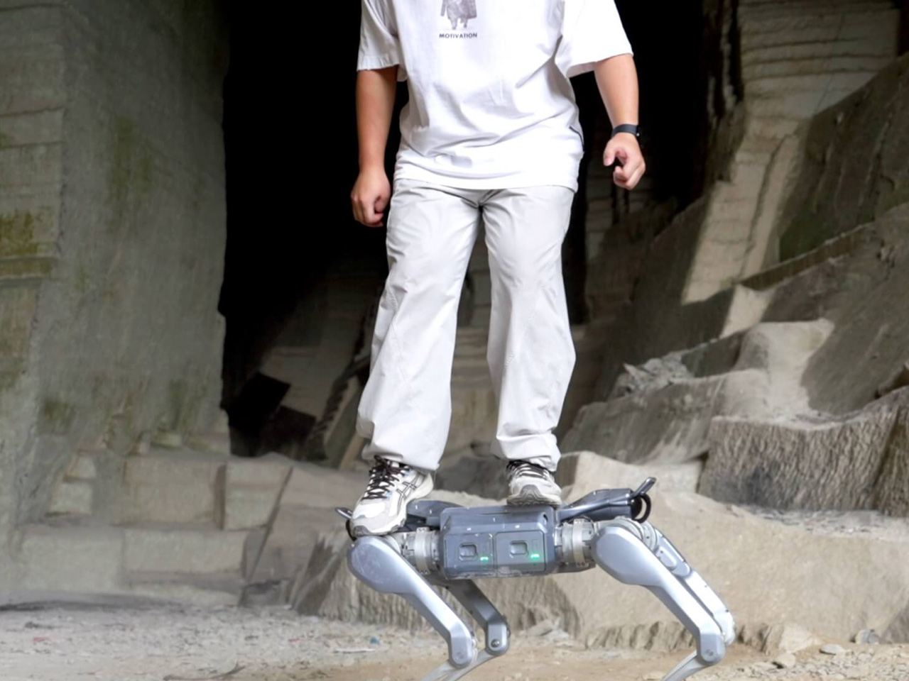 Digital，electronic product，A2 Stellar Explorer，robot，