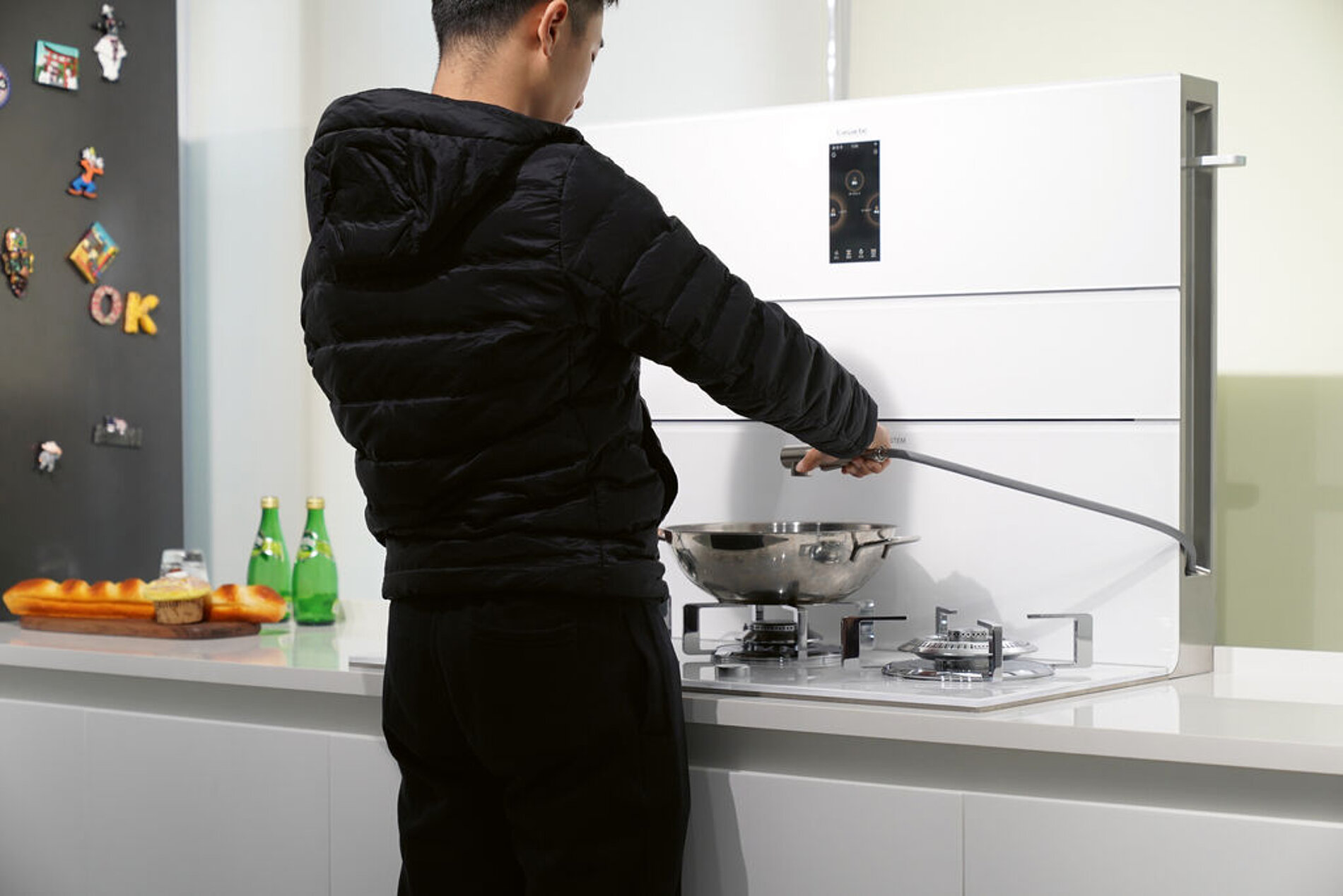 2025 Red Dot Product Design Award，Kitchen Design & Kitchen Appliances & Tableware，Extractor system and hob，