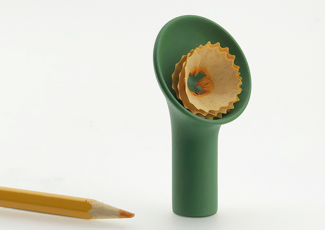 green，to work in an office，Stationery，Pencil sharpener，blue，