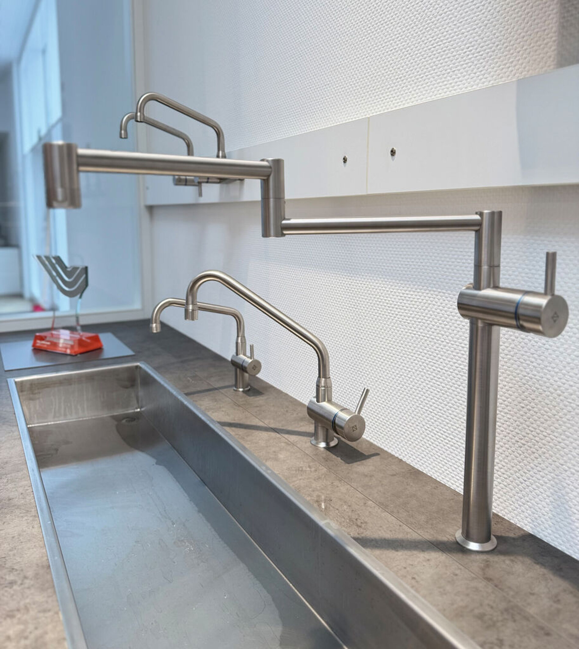 2025 Red Dot Product Design Award，Kitchen Design & Kitchen Appliances & Tableware，single rod mixer，