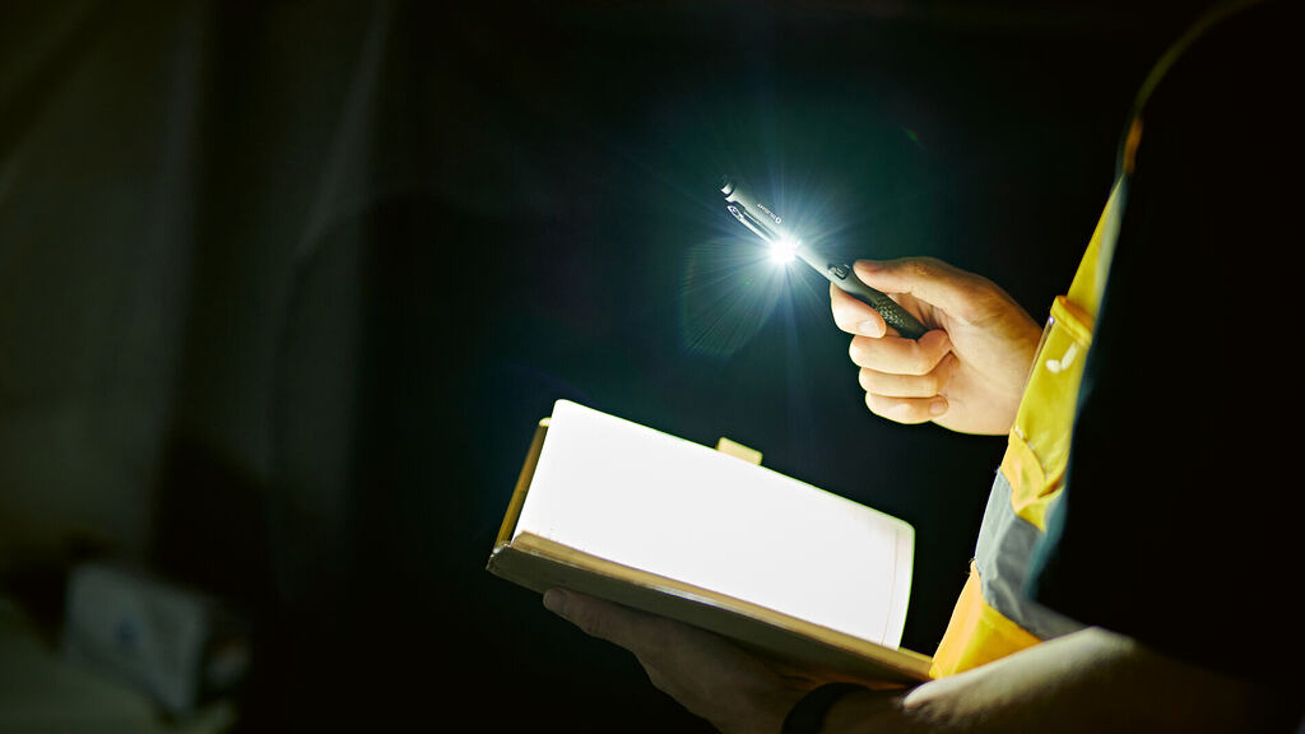 2025 Red Dot Product Design Award，Lighting and lamps，Pen lamp，