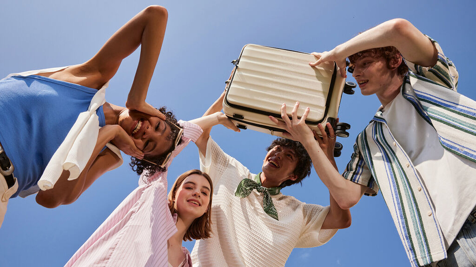 2025 Red Dot Product Design Award，Luxury design and lifestyle，Trolley，