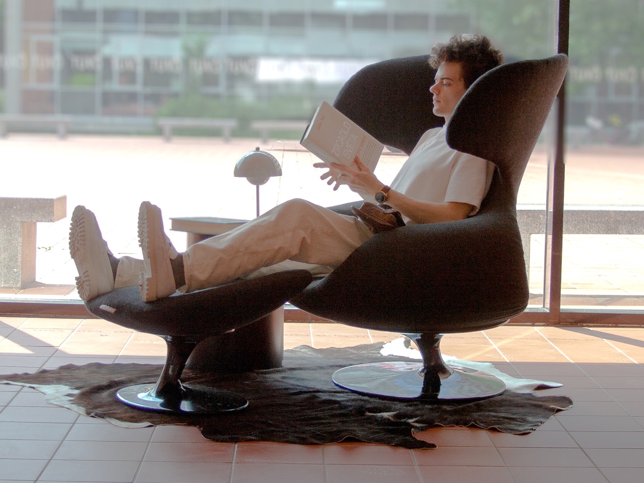 Aeriform Armchair，wing mechanics，wing bone frame，Armchair，Lightweight，