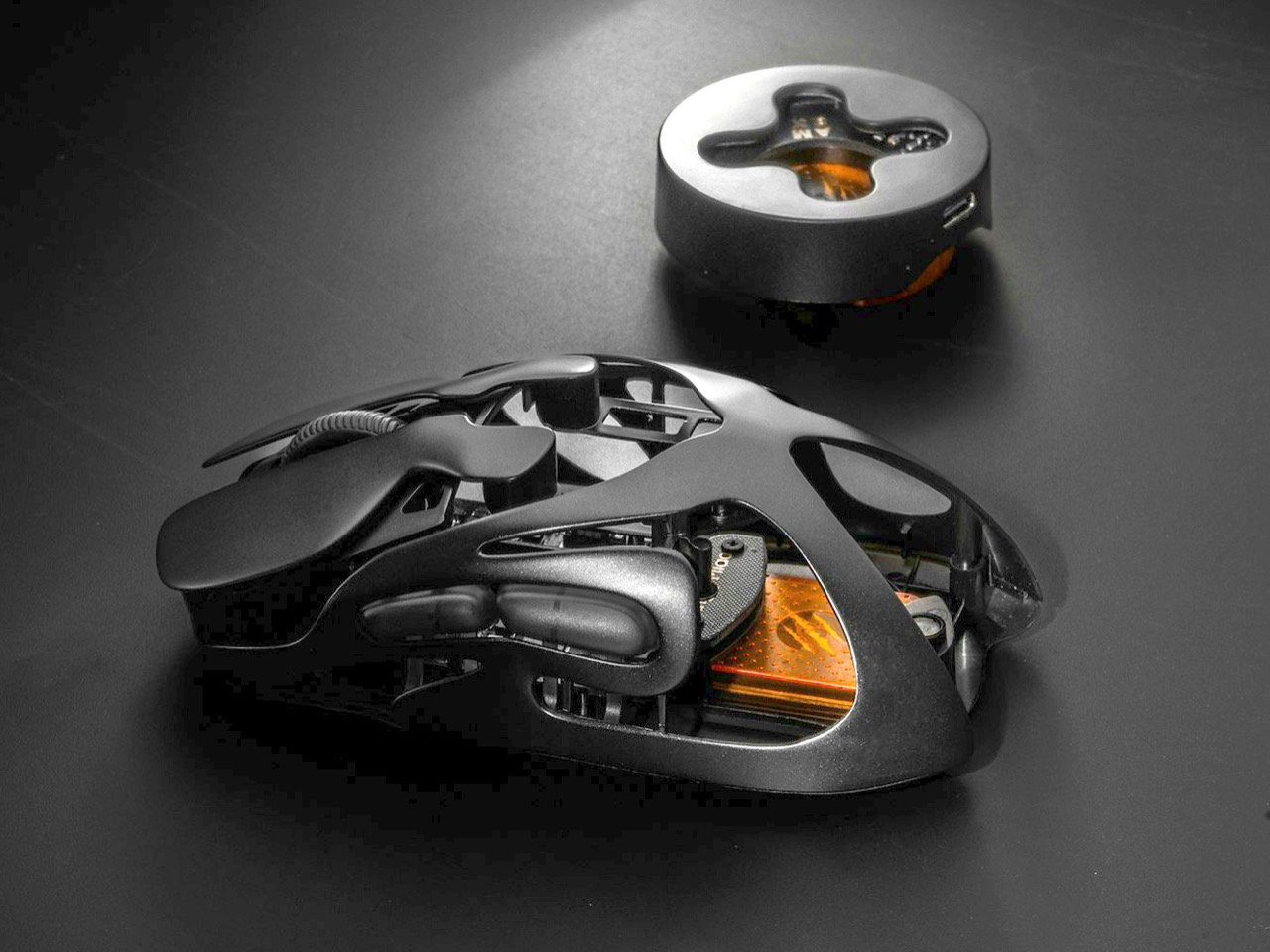Infinity Mouse，Infinity Mouse，Lotus Evanora，Lotus Evanora，Hollow body，aerodynamics，Hollow body，aerodynamics，Super running design，Super running design，