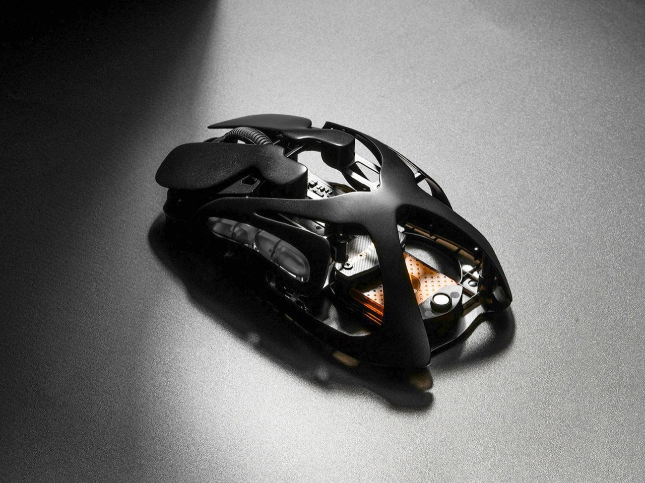 Infinity Mouse，Infinity Mouse，Lotus Evanora，Lotus Evanora，Hollow body，aerodynamics，Hollow body，aerodynamics，Super running design，Super running design，