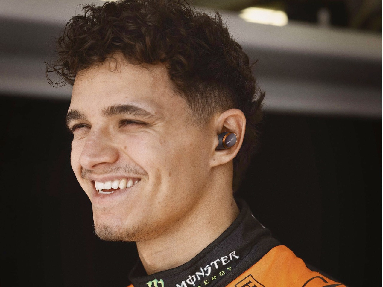 Pi8 McLaren Edition，headset，Digital，electronic product，