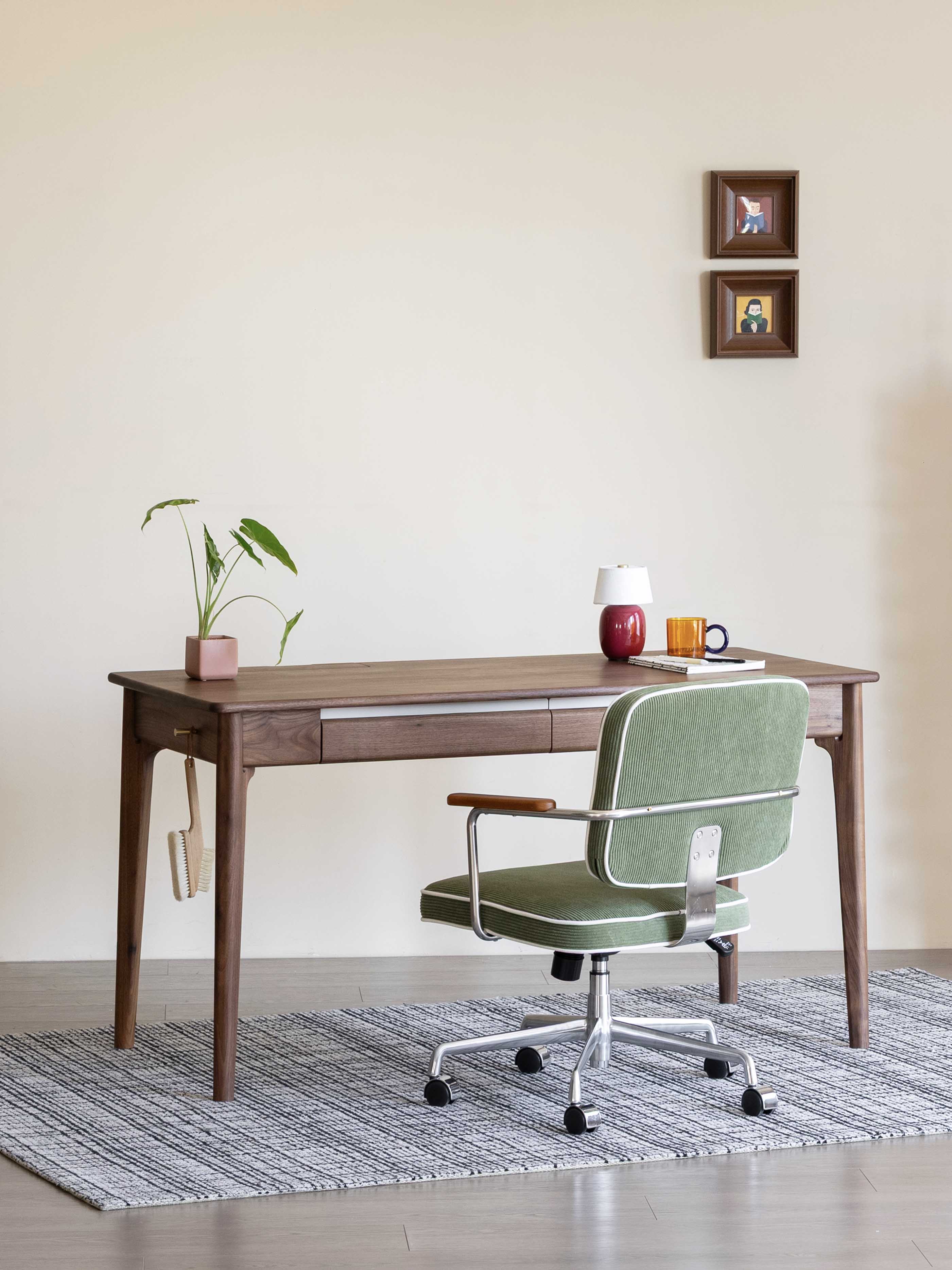 Black walnut furniture，Solid wood furniture，Residential Furniture，furniture design ，Original design，Desk design，