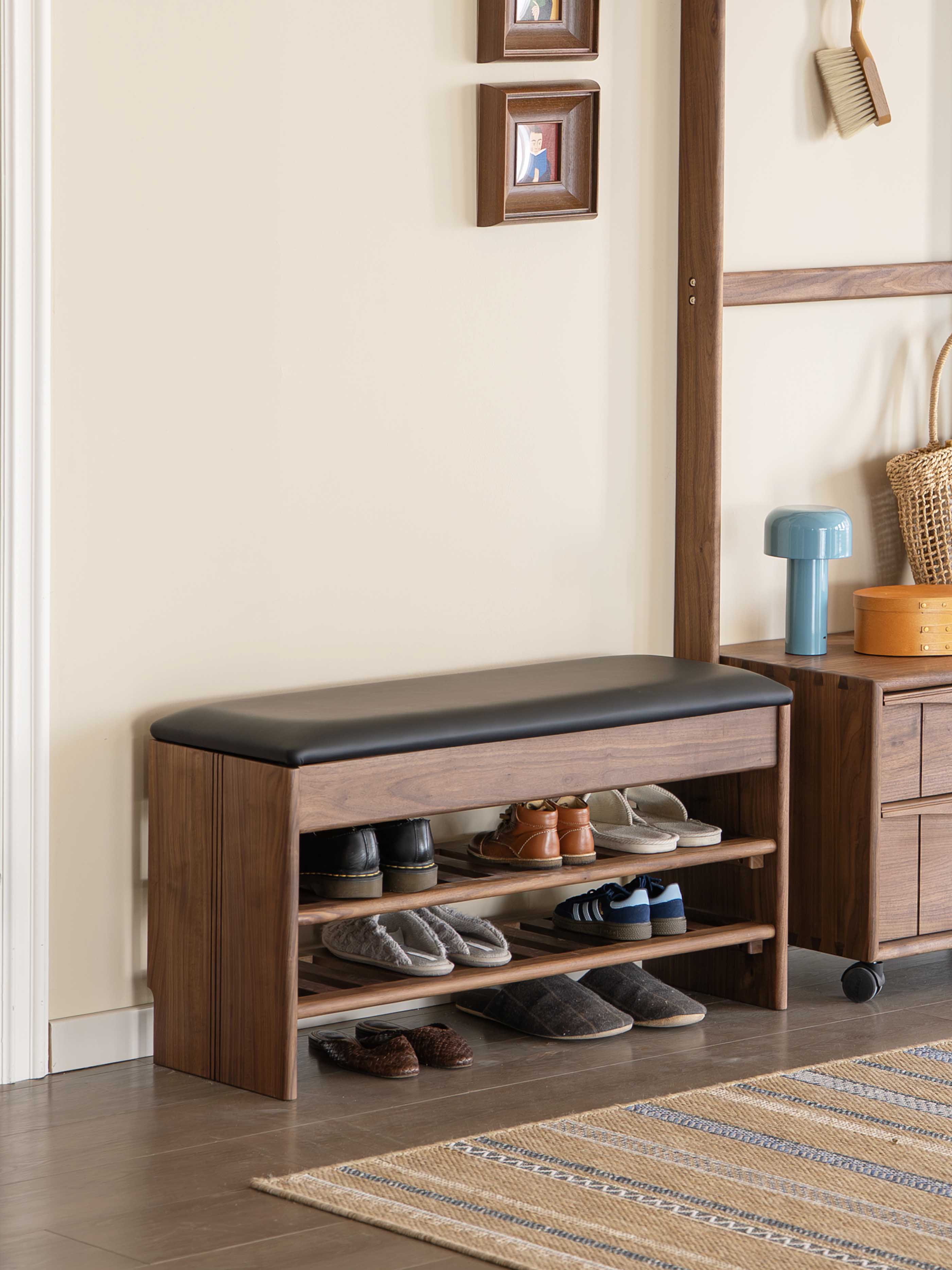 Residential Furniture，Solid wood furniture，Black walnut furniture，Original design，furniture design ，Shoe changing stool，