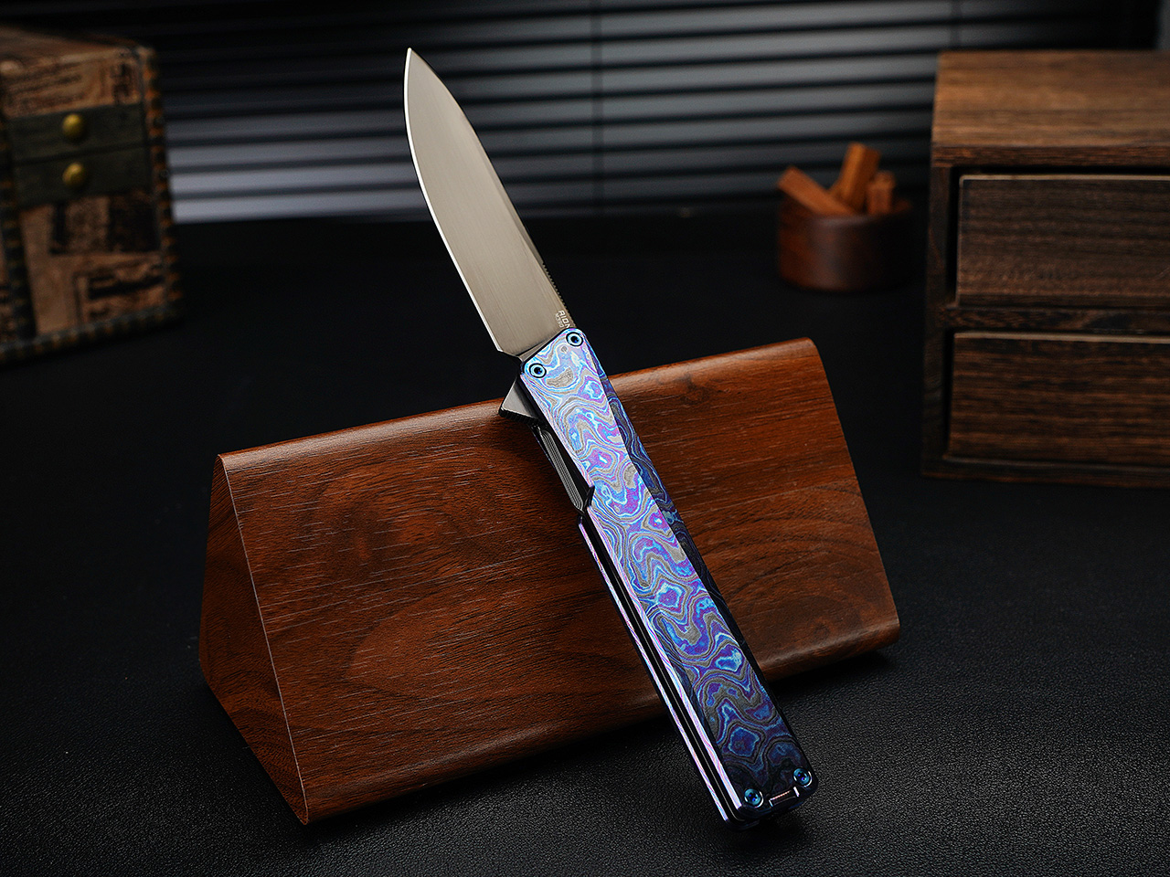 Aion Folding，tool，Titanium Zirconium Damascus，Space grade materials，EDC Artwork，