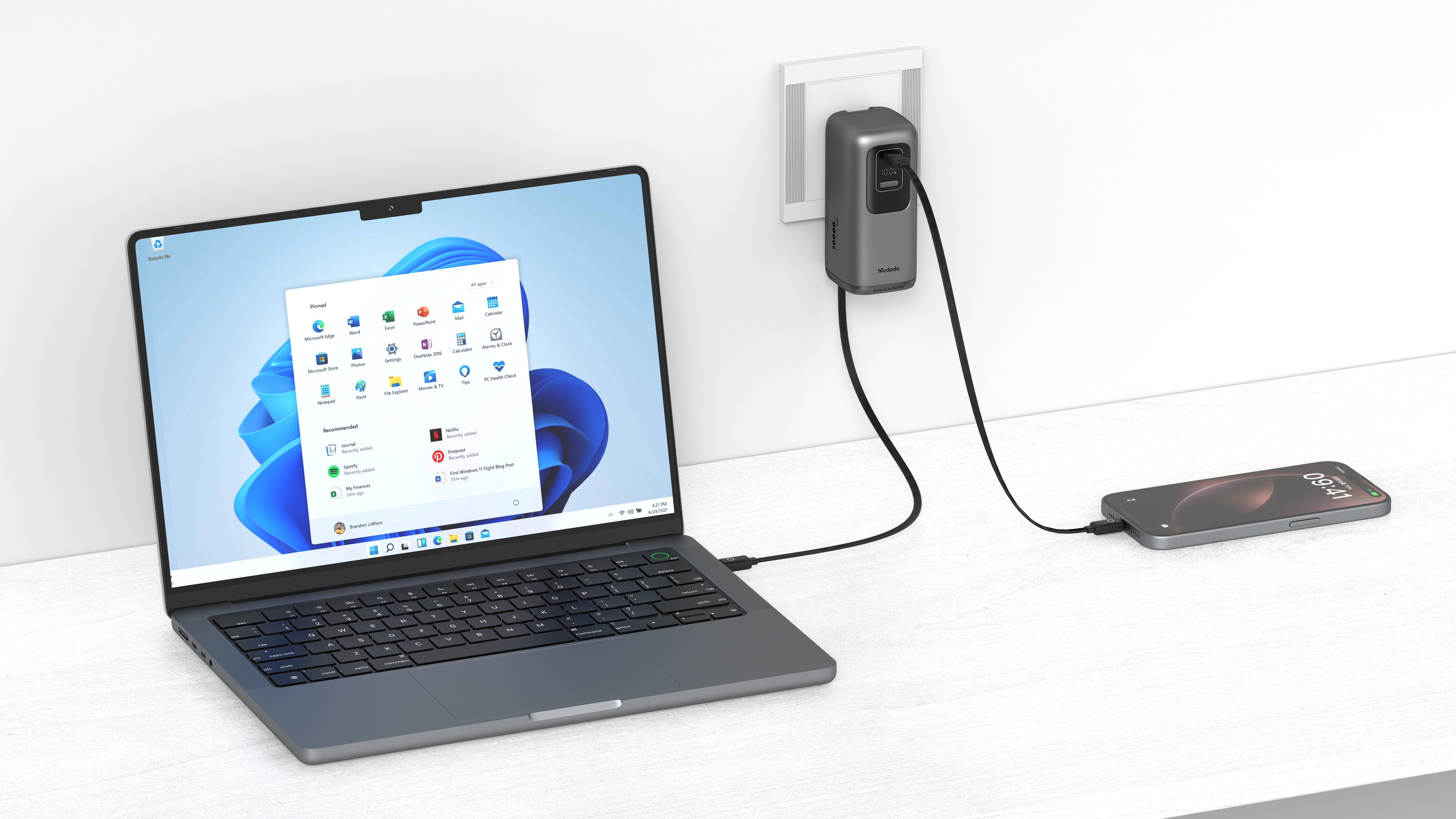 Charger，portable source，flexible wire，data line，Digital display，Three in one，mini，10000mAh，