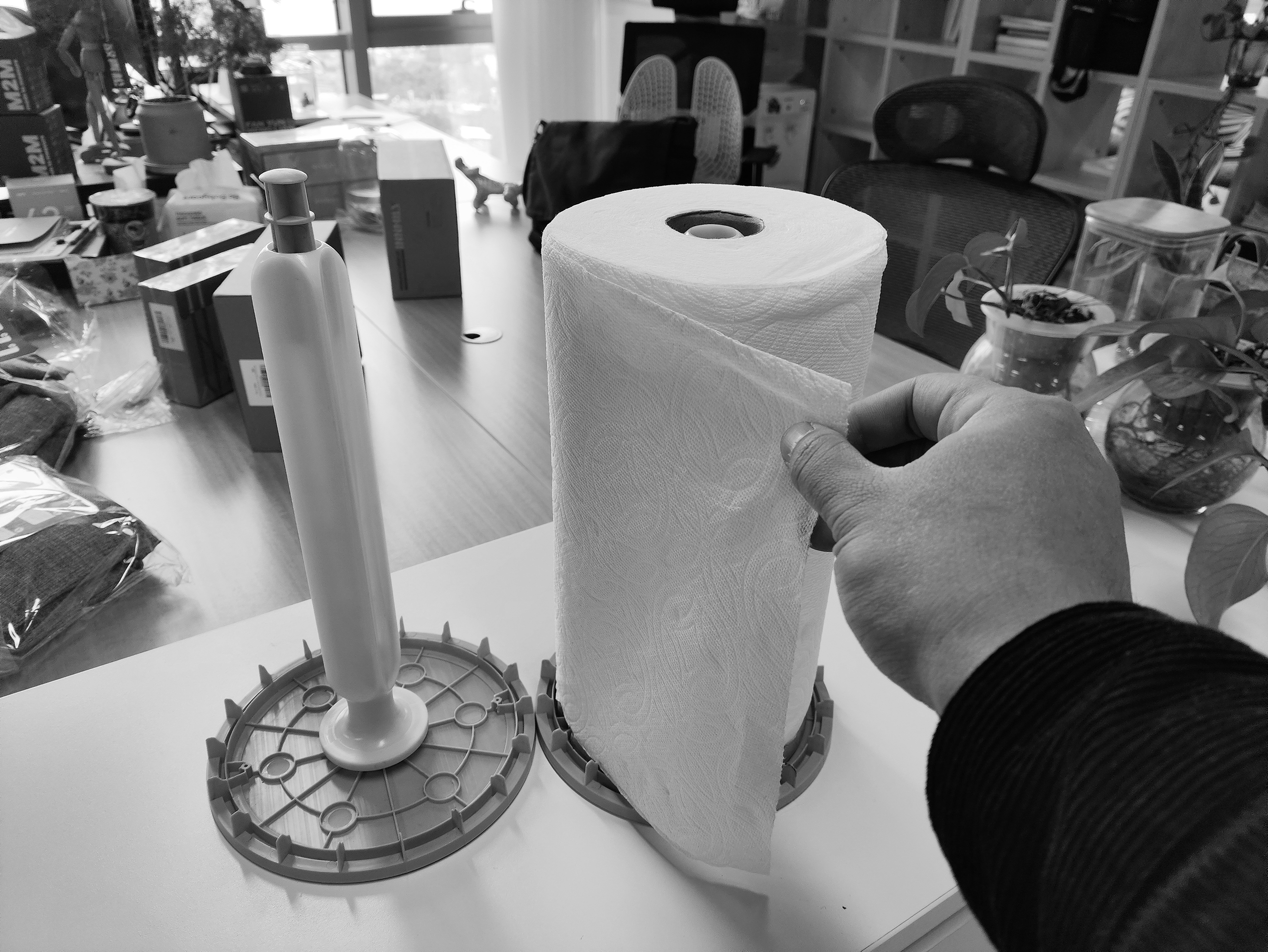 tissue holder, kitchen tissue holder, kitchen, kitchen，