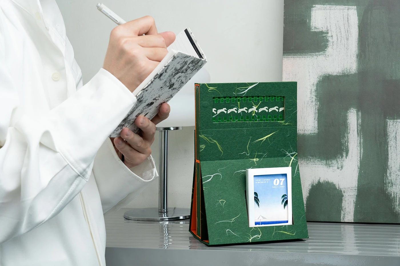 Desktop calendar，lighthouse，Desktop calendar，Ritual sense，lighthouse，Ritual sense，guidance & freedom，guidance & freedom，Spirit Totem，Spirit Totem，