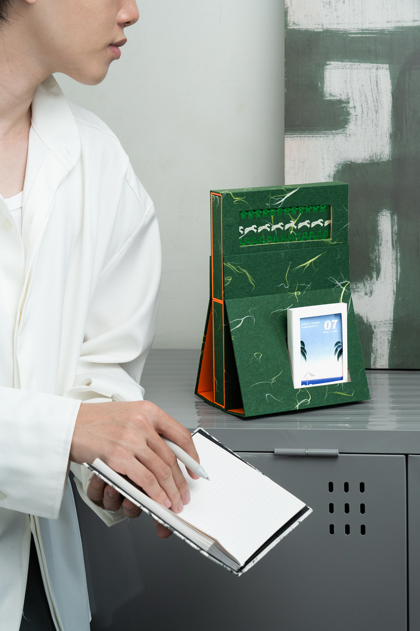 Desktop calendar，lighthouse，Desktop calendar，Ritual sense，lighthouse，Ritual sense，guidance & freedom，guidance & freedom，Spirit Totem，Spirit Totem，