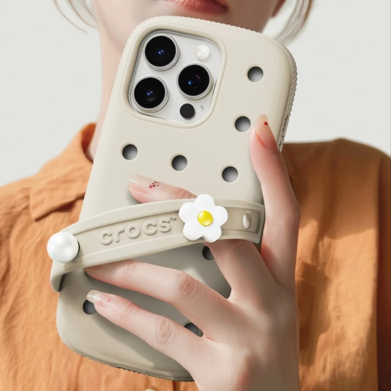 Mobile phone shell，Digital accessories，Fangs，Digital peripheral，