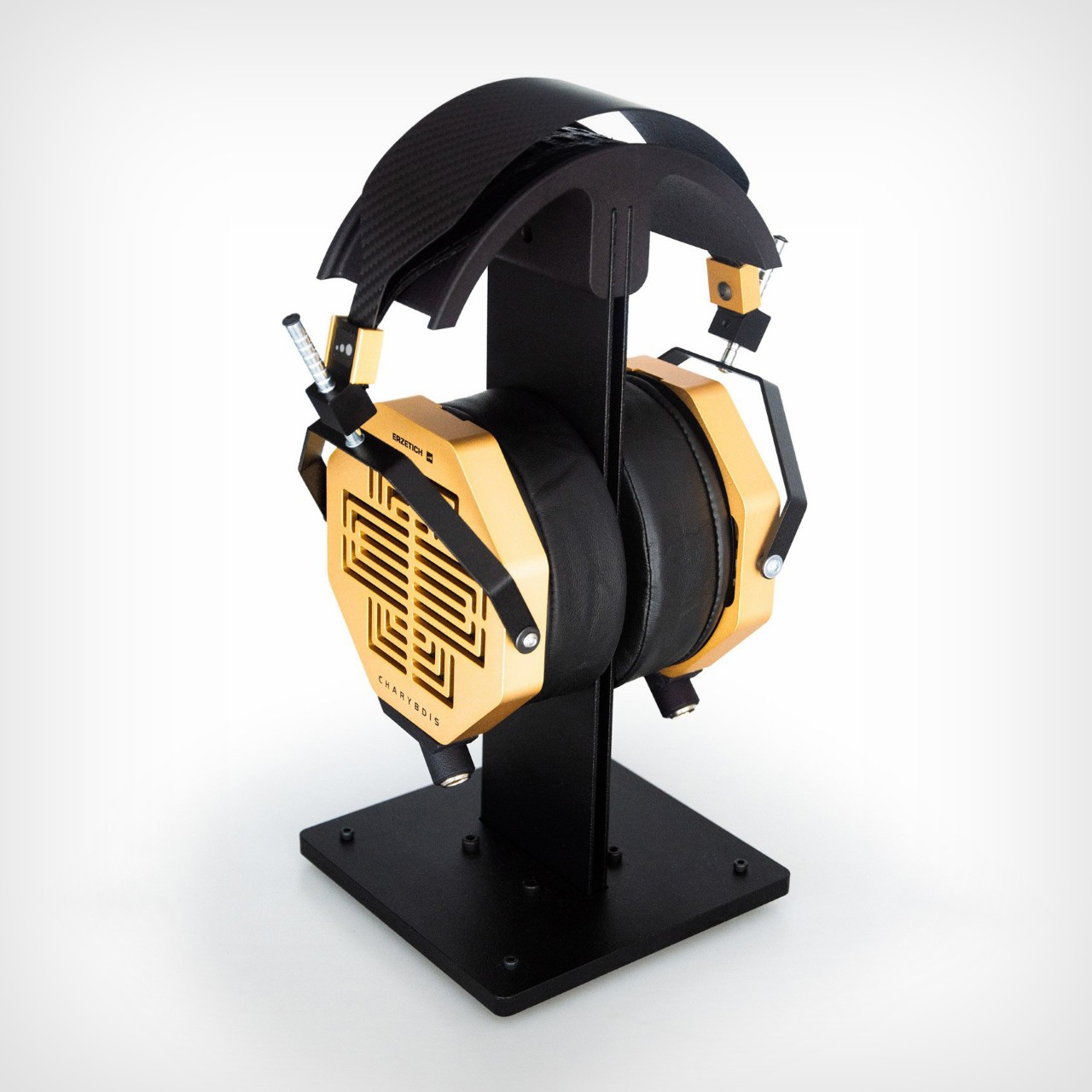 headset，Digital，electronic product，Charybdis Gold，