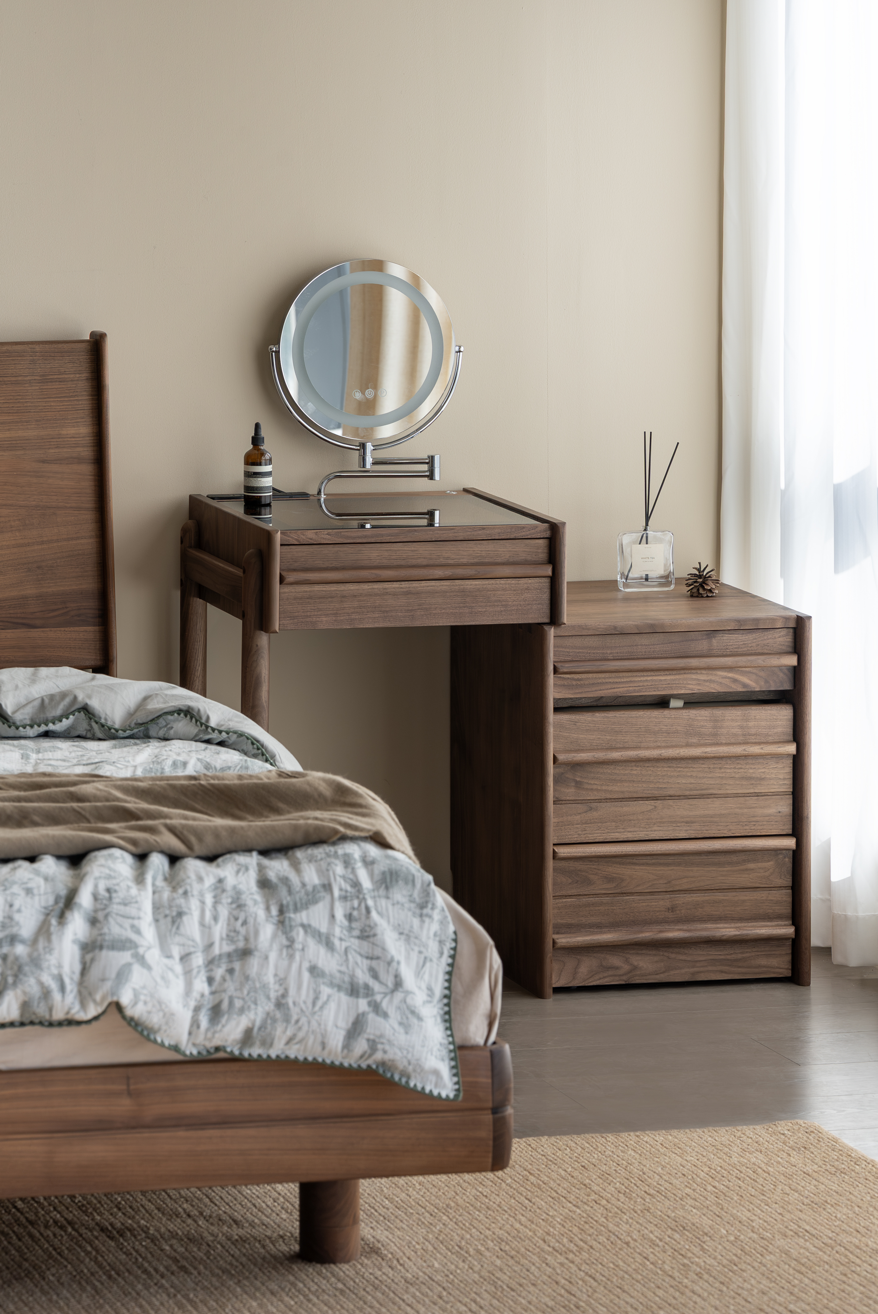 furniture design ，Dresser design，Black walnut furniture，Solid wood furniture，Original design，Residential Furniture，