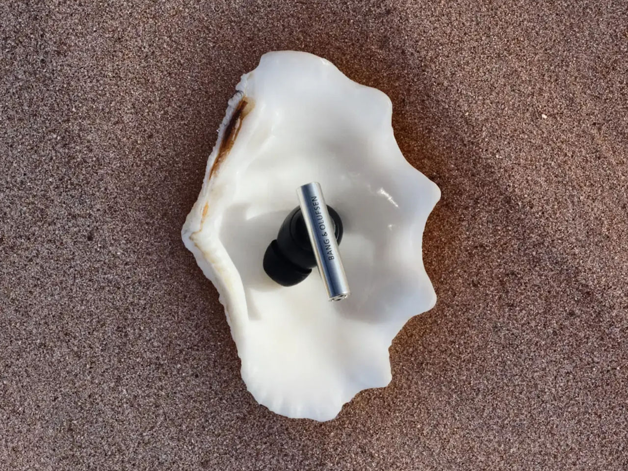 Bang & Olufsen，Beo Grace，Digital，Wireless headset，