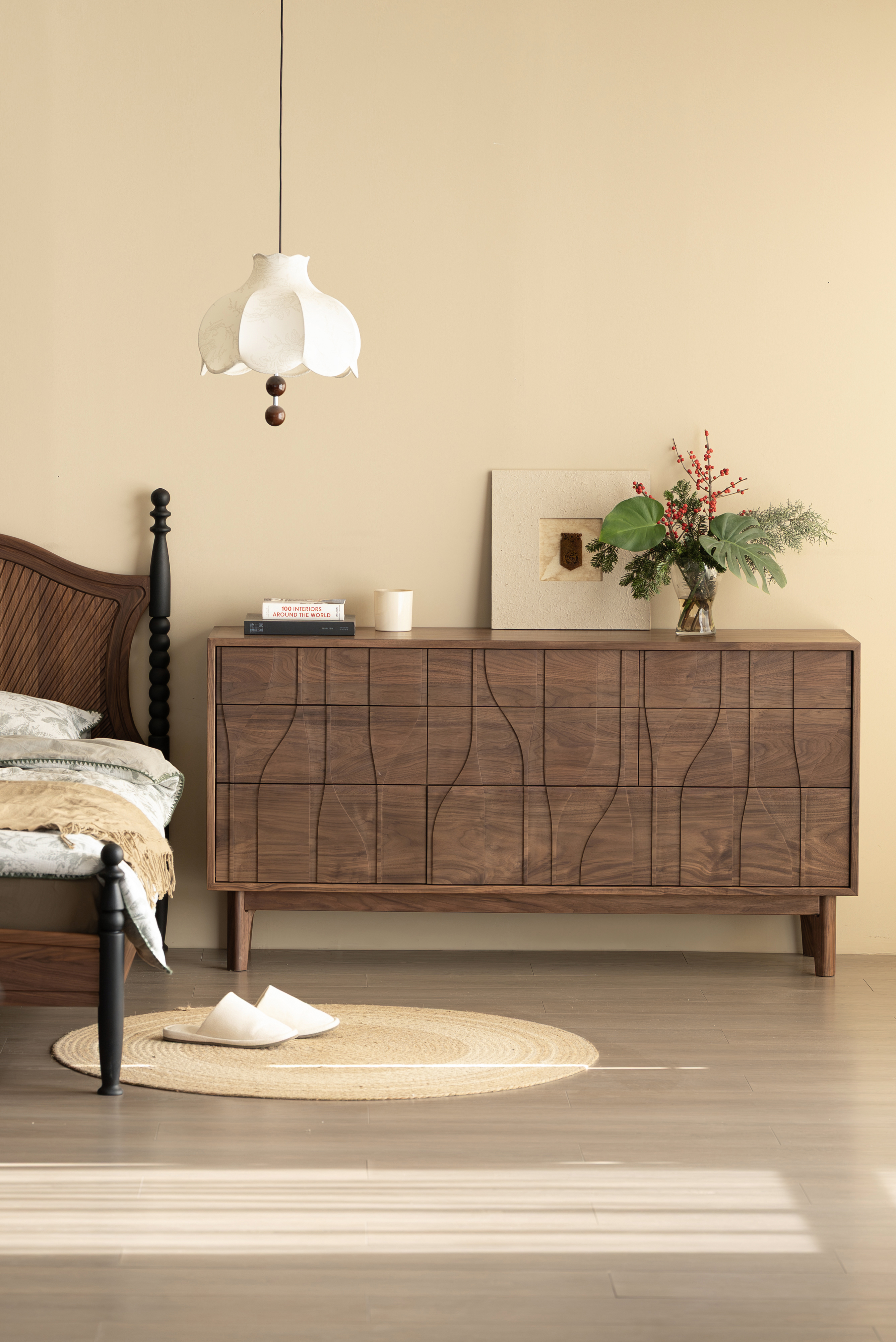 Residential Furniture，Solid wood furniture，Black walnut furniture，furniture design ，Bucket cabinet design，Original design，