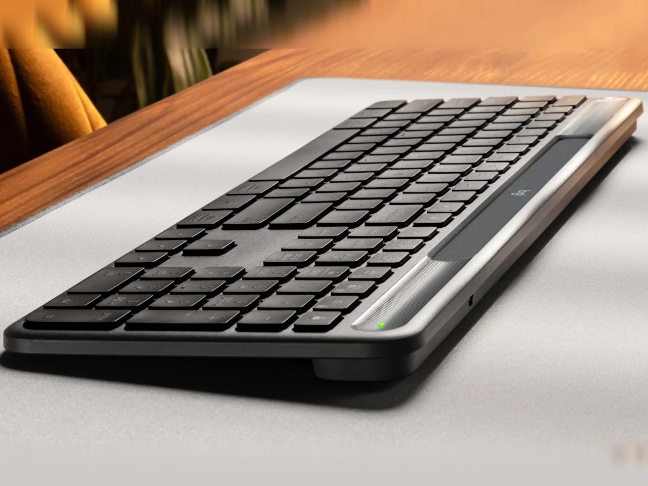 Logitech，Solar keyboard，Digital，Electronic accessories，