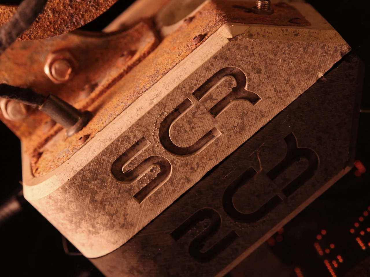 Crydal Scroll Clock，Crystal Rolling Clock，Arts and Crafts，Tabletop decoration，