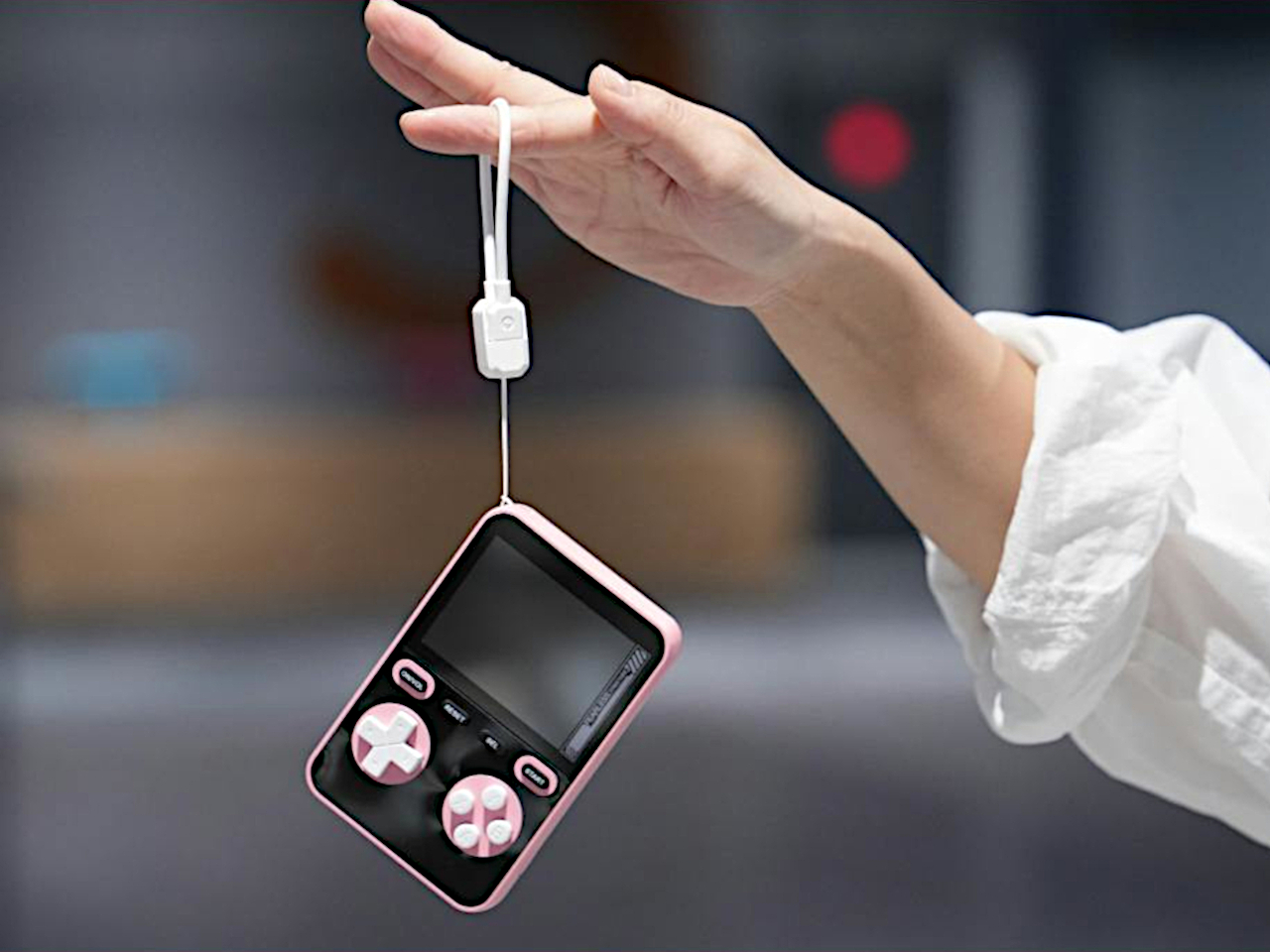 Built-in game，Commuting essential，portable battery，portable source，