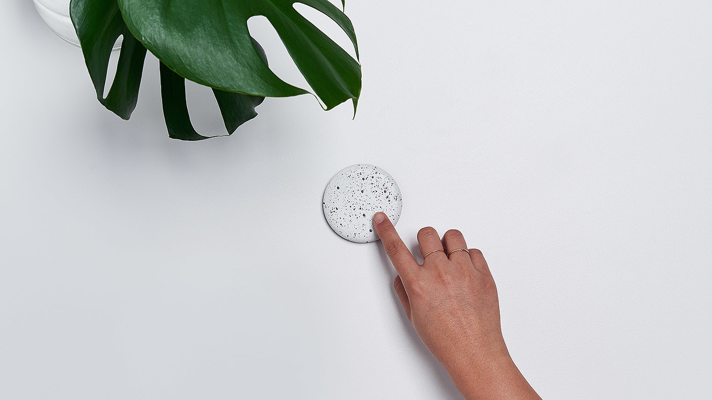 flipp，Remote control，black，white，intelligence，