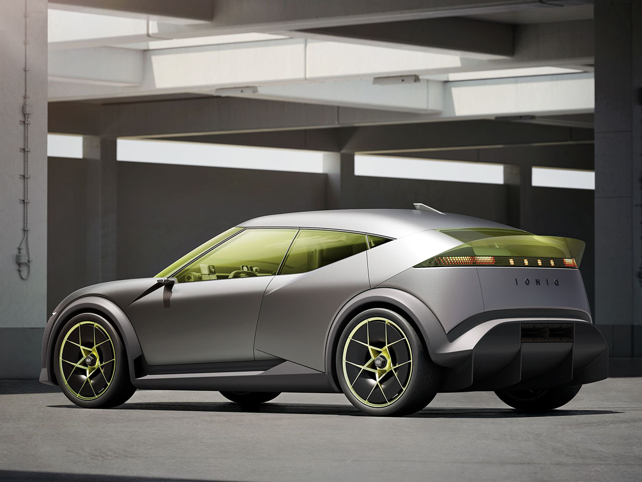 Concept Three，Concept Three，The Art of Steel，The Art of Steel，Electric concept vehicle，Electric concept vehicle，sharp geometry，sharp geometry，