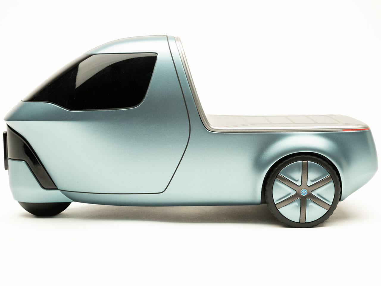 Electric tricycle，MOVA，Compact and flexible，Automatic driving，city distribution，